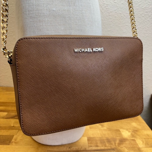 Michael Kors Handbags - Michael Kors Jet Set Large Saffiano Leather Crossbody Bag Brown Gold Chain